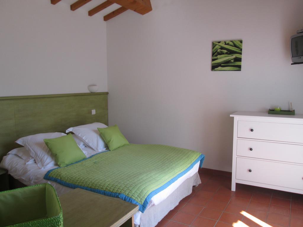 لا غارد-فرينيه B&B Lei Bancaou الغرفة الصورة